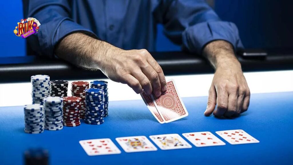 poker trực tuyến